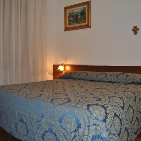 Archimede Hotel 3*